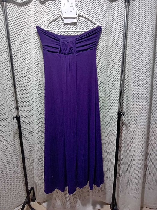 Roupas em bom estado