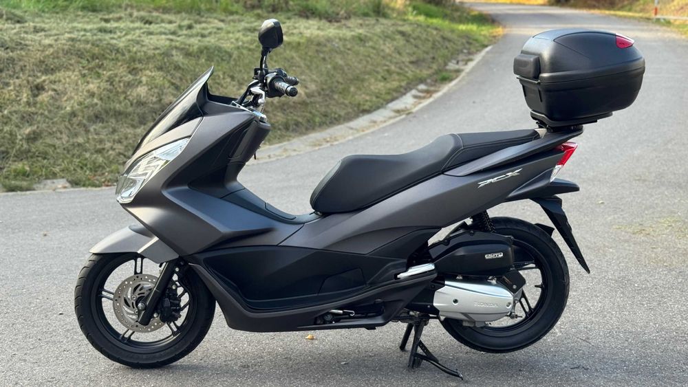 Honda PCX 125 super stan KUFER HONDA niski przebieg SZYBKI TANSPORT