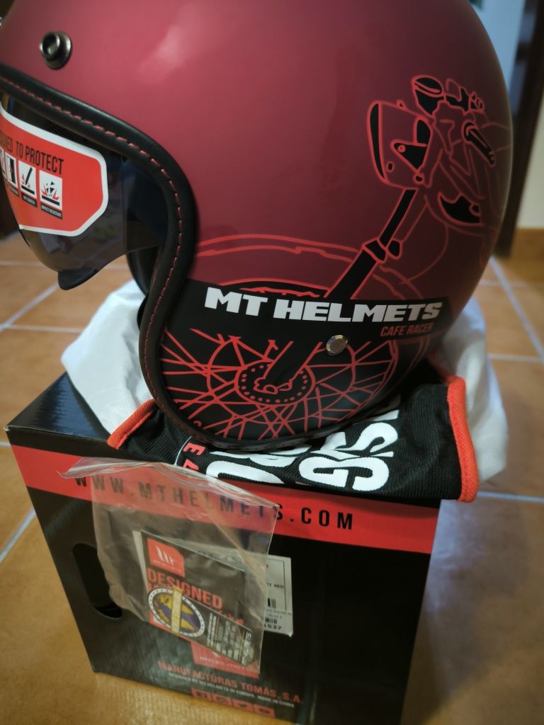Capacete MT Helmets Le Mans