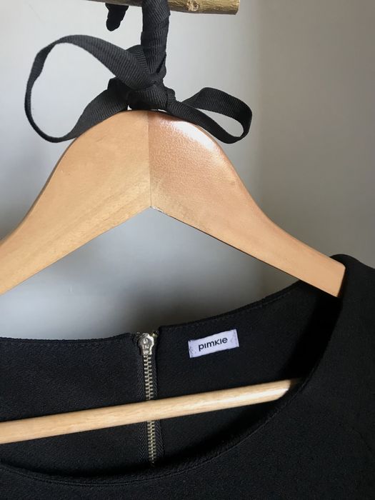 Vestido cintado preto Pinkie