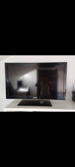 Sprzedam telewizor Samsung LE40C630K1W