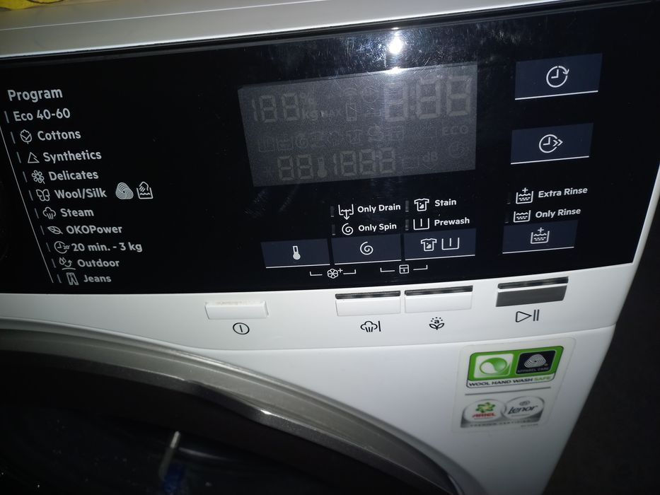 Пральна машина AEG