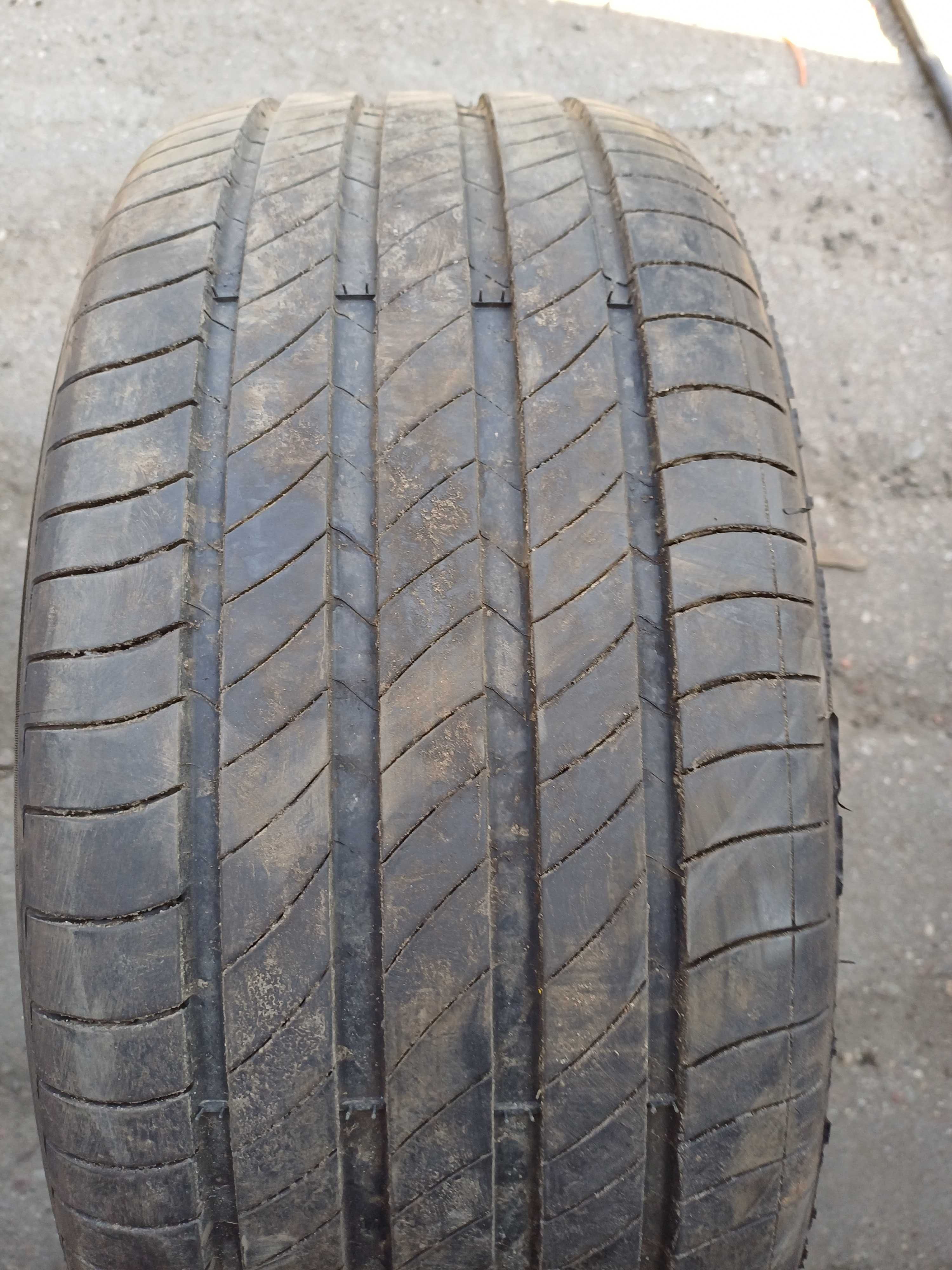 Michelin Primacy 4 225/50 R17 98V XL 2021r