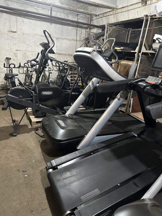 Орбитрек,беговые дорожки, велотренажеры Technogym,life fitness, Precor