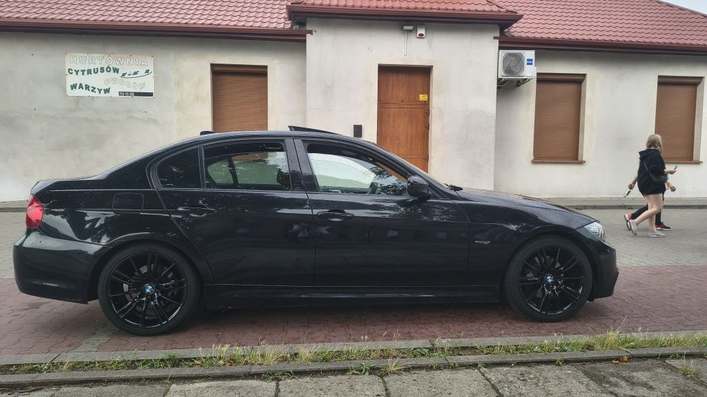 BMW E90 LCi M pakiet