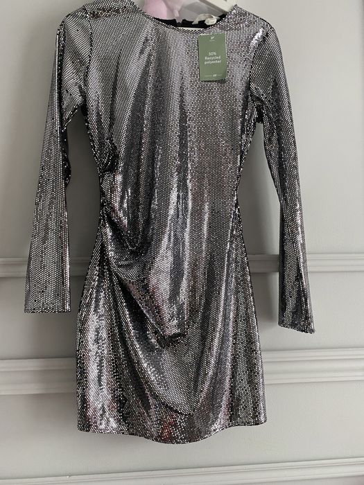 Sukienka bodycon z cekinami H&M M