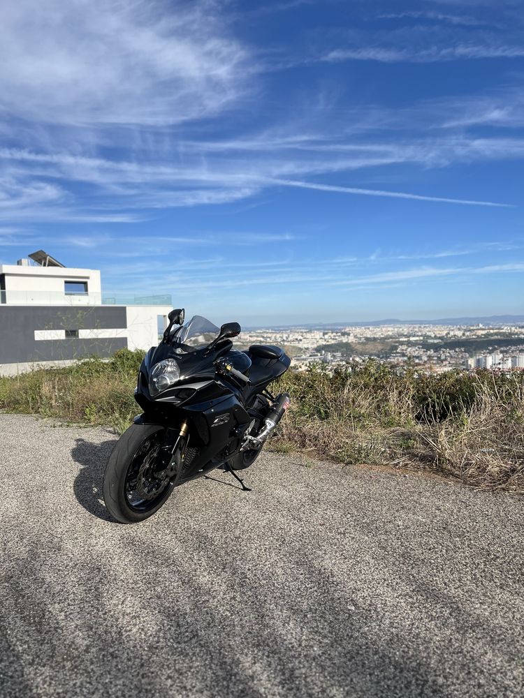 Suzuki gsxr 1000 k8