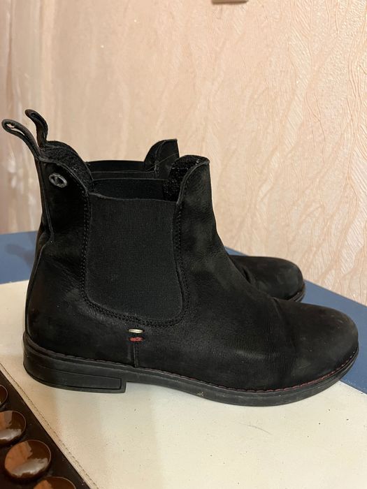 Ботинки жіночі 37 розмір