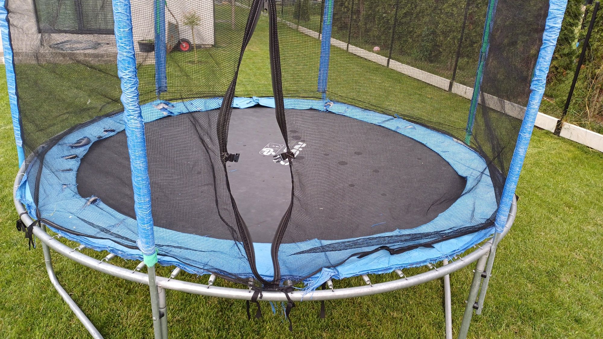 Trampolina 300cm - używana, do napraw.