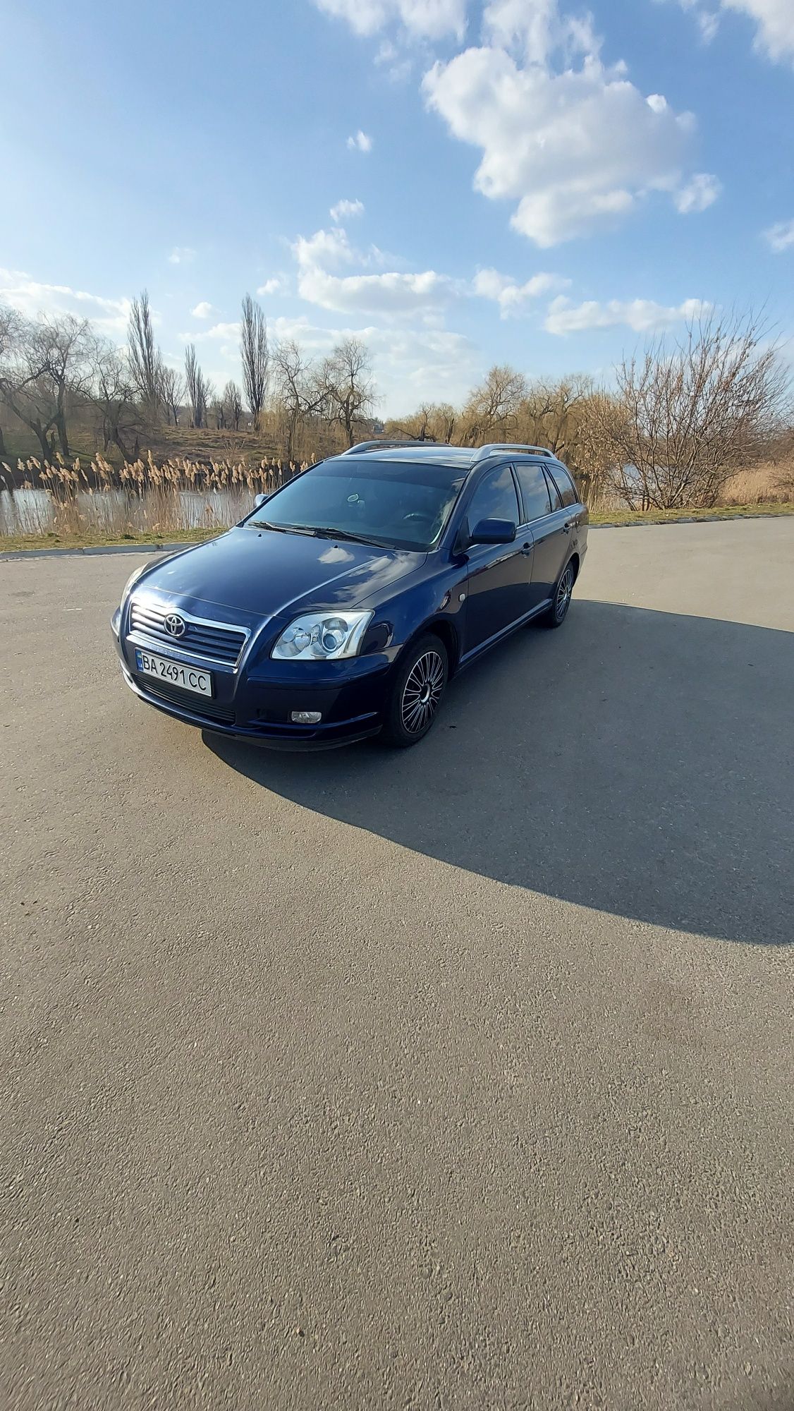 Toyota Avensis!!