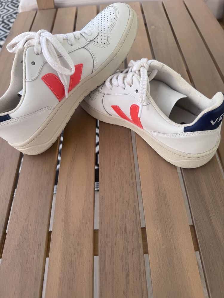 Tenis Veja como novos