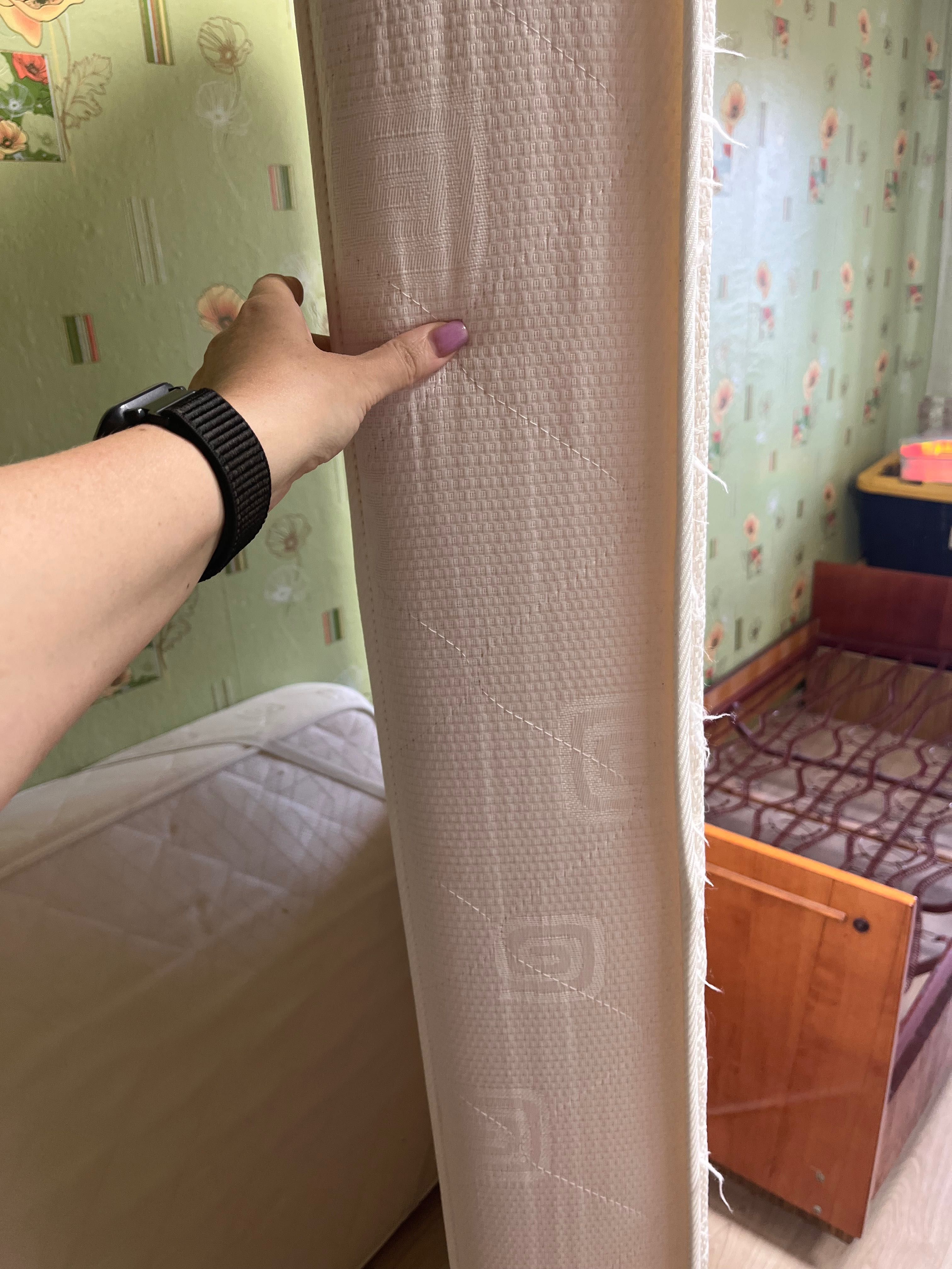 Продам 2 матраци+ліжка в подарунок