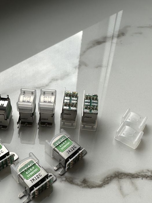 Головка магнітофона нова TEAC 4Tr-4Ch 5378901501