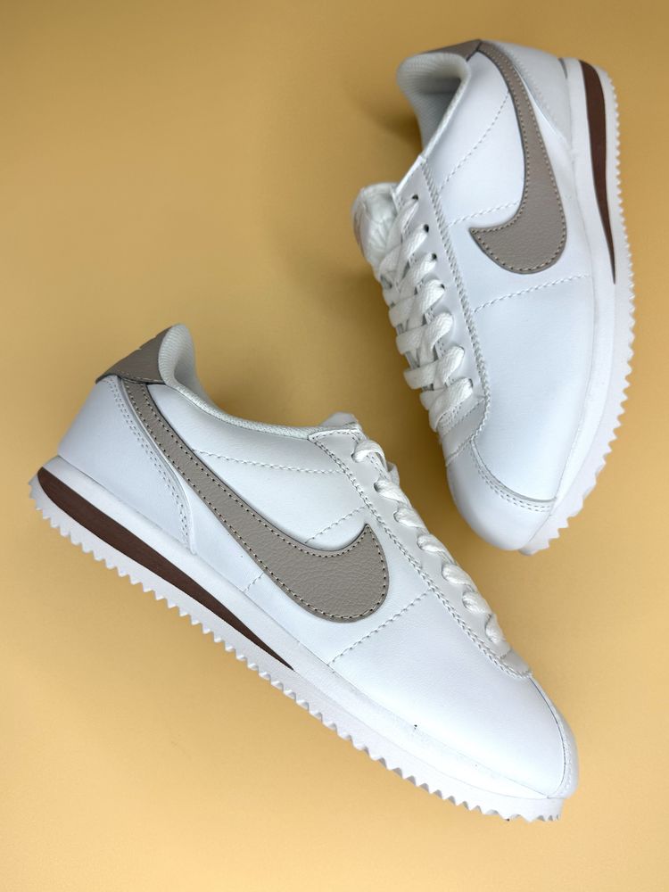 Кроссовки NIKE, НОВЫЕ (размеры 36,37, 39 и 40)