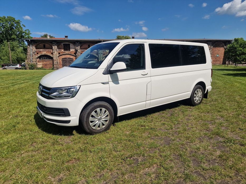 Volkswagen Caravelle Volskawagen T6 CARAVELLE LONG 2018 8osób serwis NowaDwumasa DSG Webast