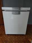 Морозильна камера. Ларь (скриня) Beko HS221520