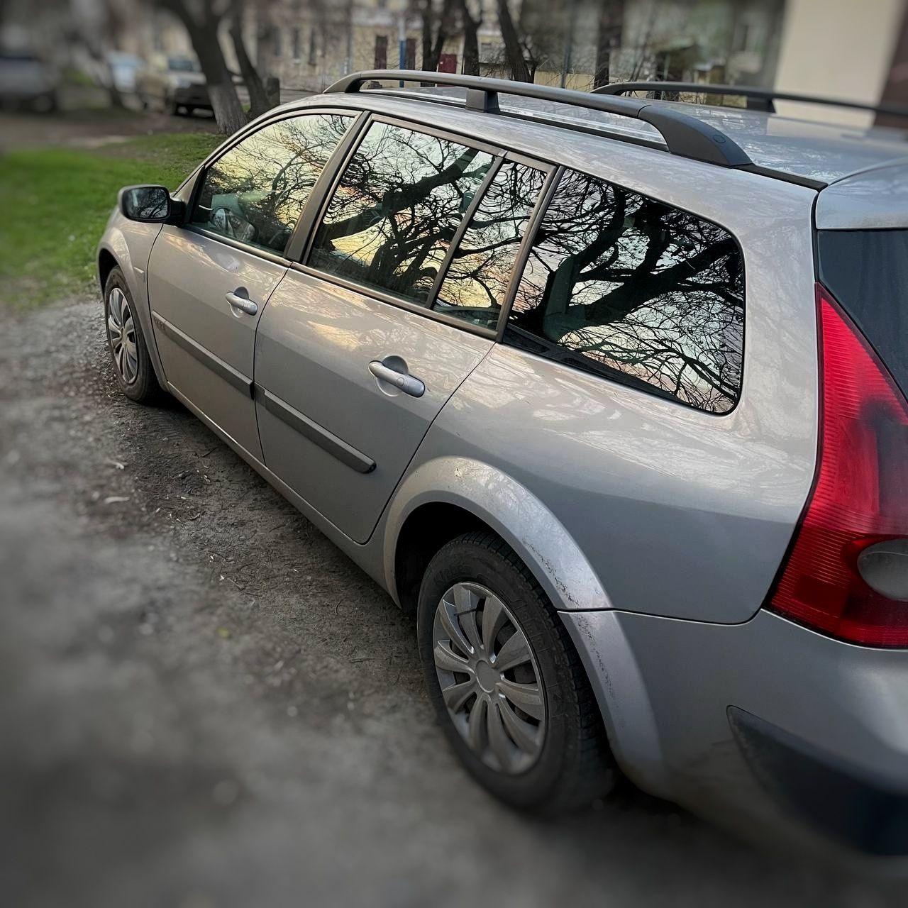 Renault megane 2005 рено меган,є обмін на кросовий мотоцикл або ендуро