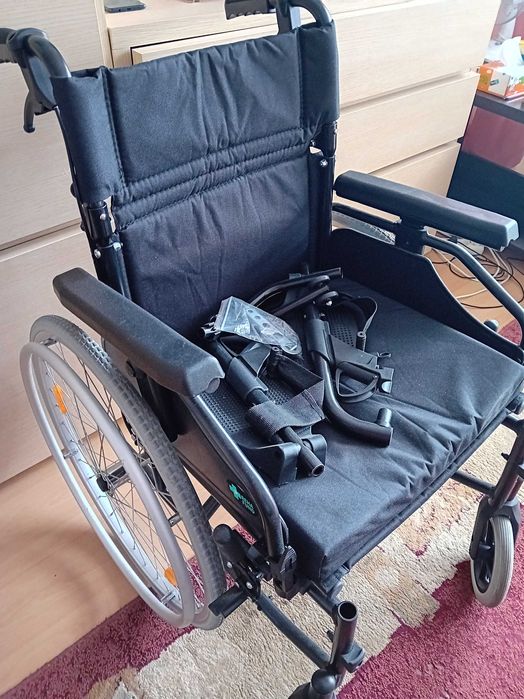 Wózek inwalidzki Cruiser Active RF 3 _ 45 cm