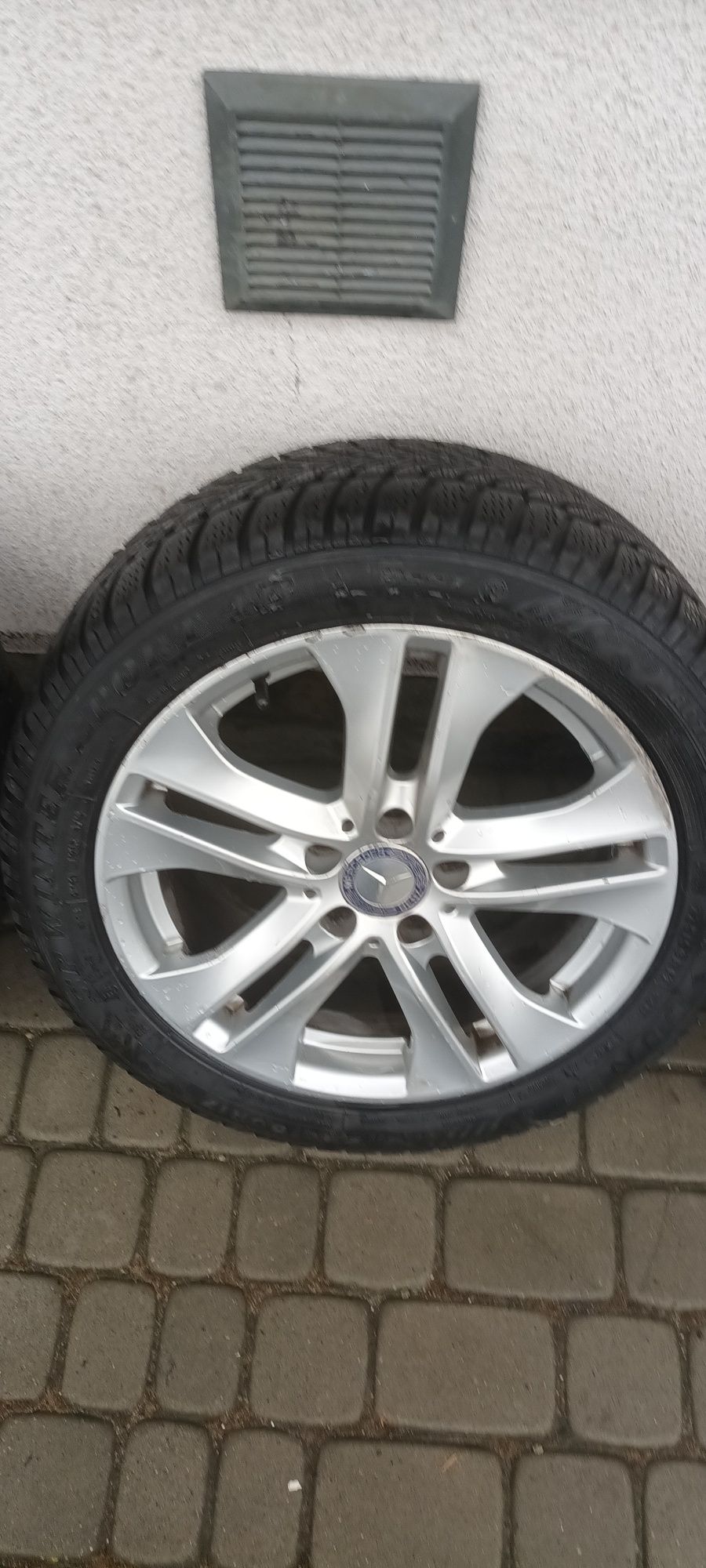 Koła mercedes e klasa,c,w212 z oponami dunlop