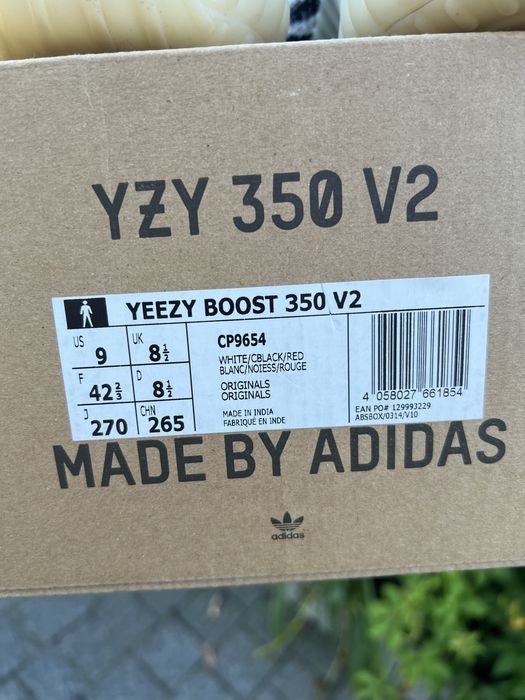 Adidas Yeezy Boost 350 V2 Zebra buty sneakersy niskie białe 42 2/3