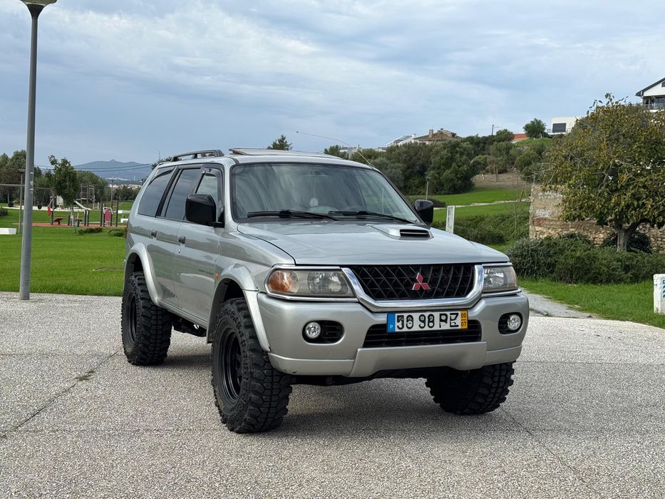 Mitsubishi Pajero Sportwagon 2.5TD GLS