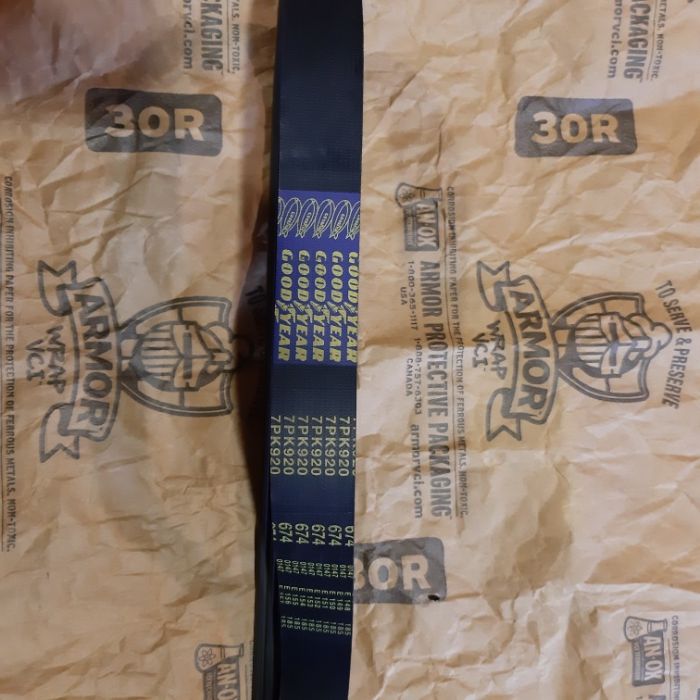 Ремень 7РК920  новый