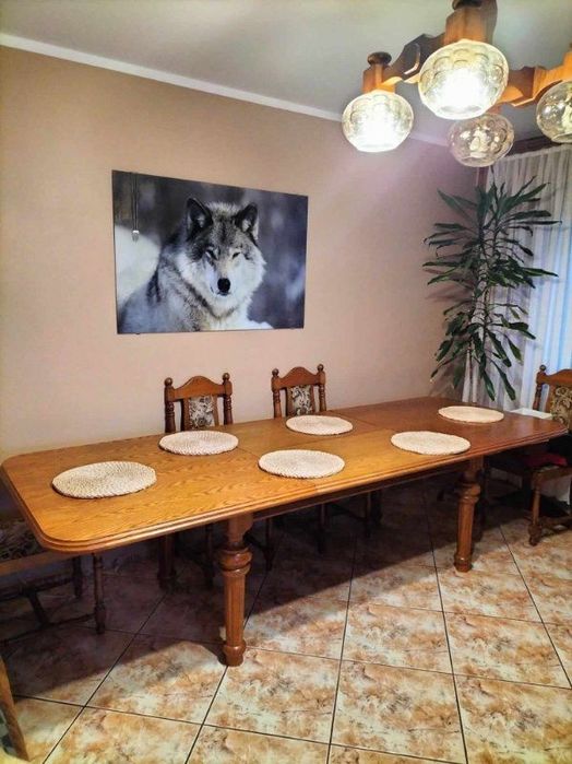 Sprzedam stół dębowy z krzesłami