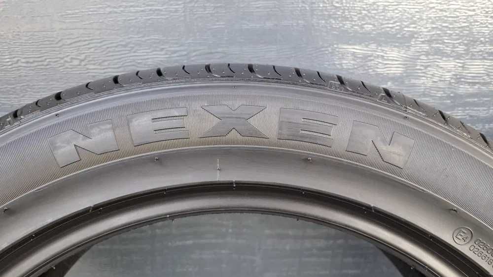 Комплект шин Hankook та Toya 235/55 R17