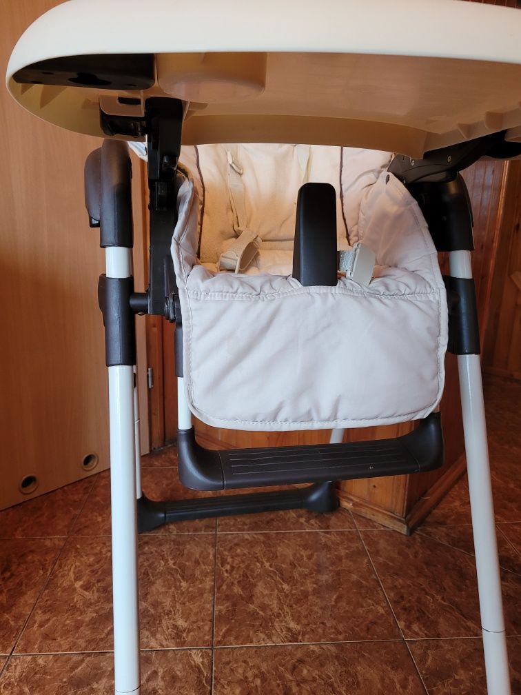 Krzesło do karmienia z leżaczkiem hauck