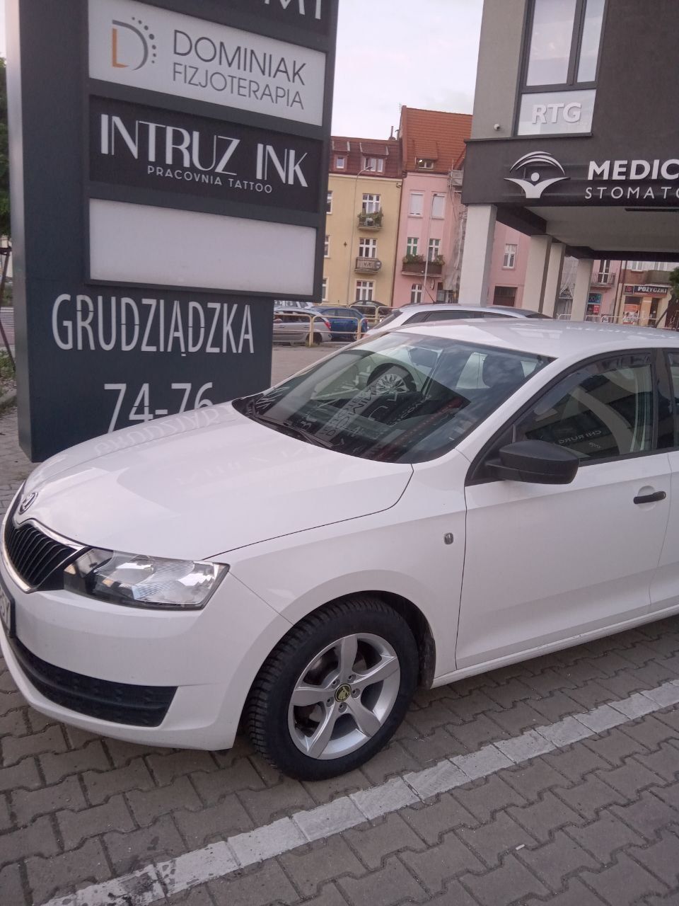 SKODA Rapid 1.2 12V MPI 75KM