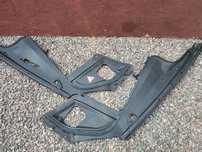 BMW F11 / F10 / F11N / F10N ORYGINALNA OSŁONA KOMORY SILNIKA LEWA / PRAWA / OBUDOWA KOMORY SILNIKA O NR. 7 019 804 / 7 019 803 OEM W BARDZO DOBRYM STANIE