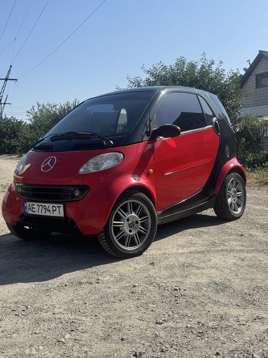 Smart авомобиль в хорошем состоянии свой