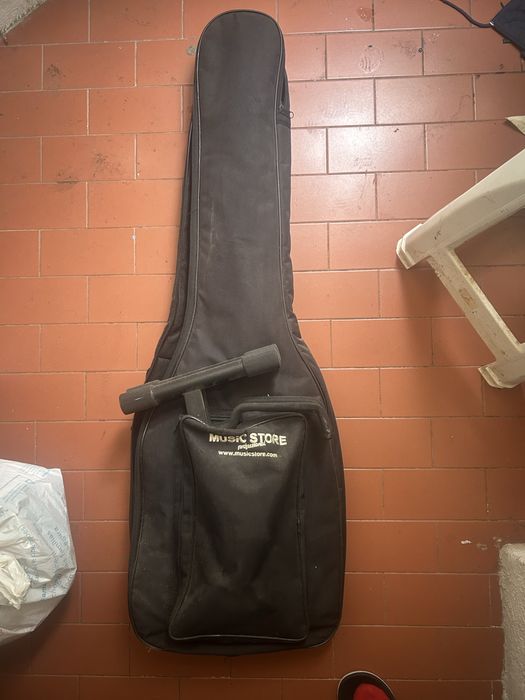 Baixo eletrico basico