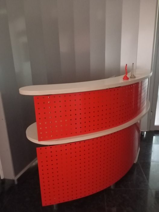 Стіл до секретаря