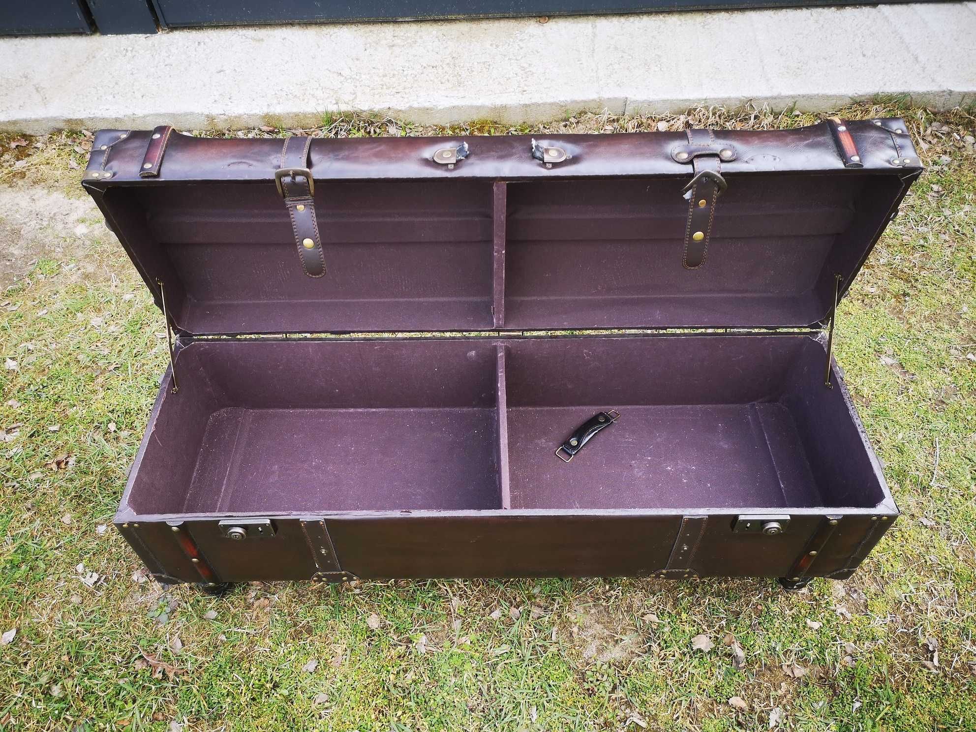 Stary kufer ,skrzynia (siedzisko) pikowane, otwierane