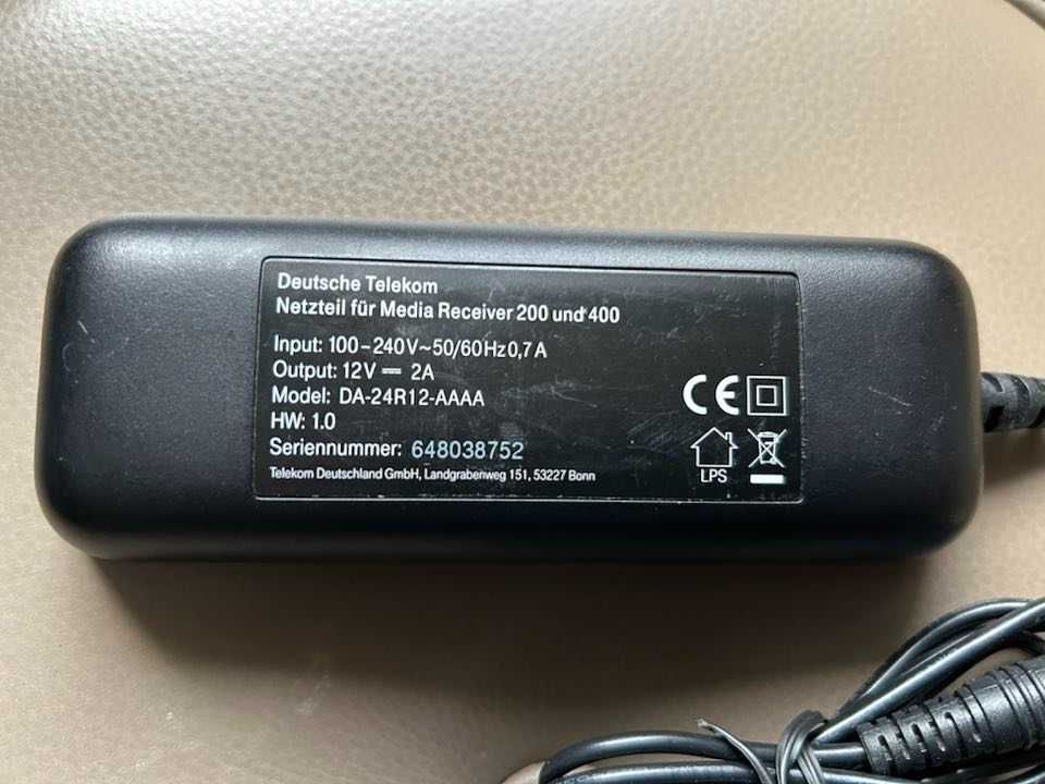 Zasilacz 12V 2A DC 2,5/5,5mm prosty z kablem do gniazdka DT