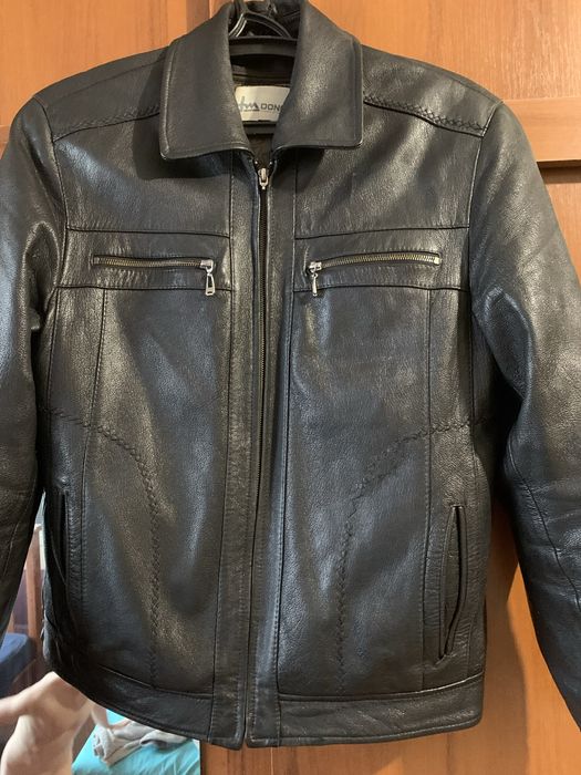 Продам чоловічу Зимову шкіряну КУРТКУ
