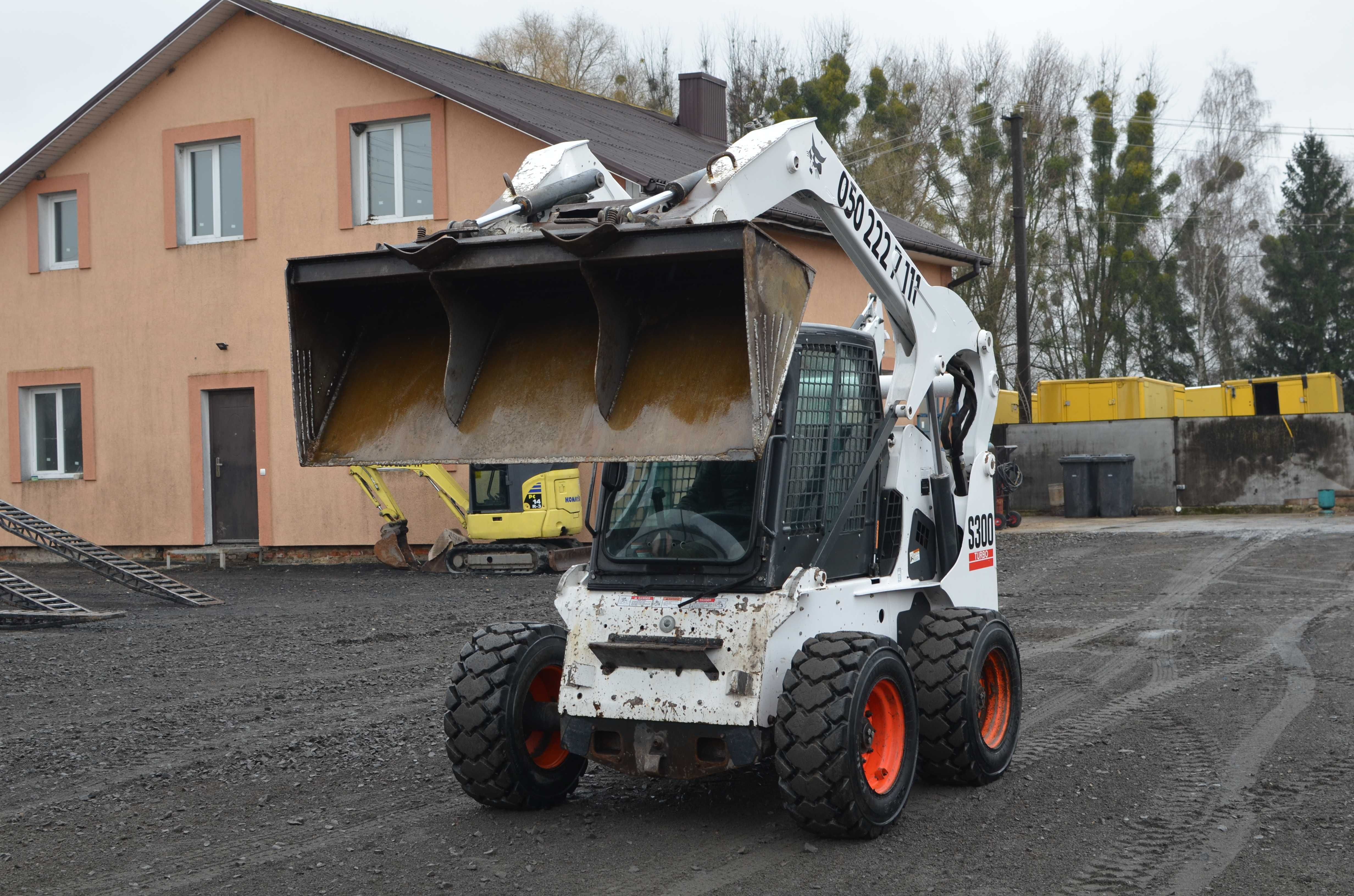 Мінінавантажувач bobcat s300