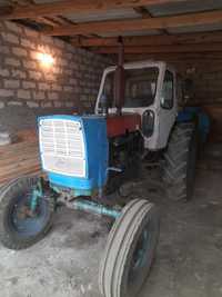 Юмз 6    трактор