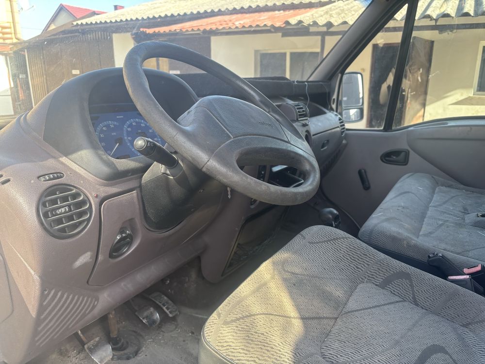 Renault Master 2.8DTI