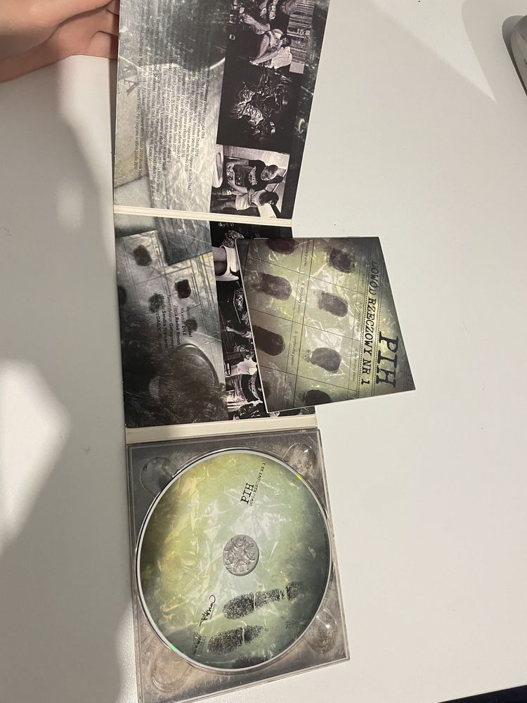 Pih dowód rzeczowy nr 1 wersja limitowana CD z autografem