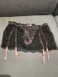 Pas do pończoch + Stringi Victoria Secret