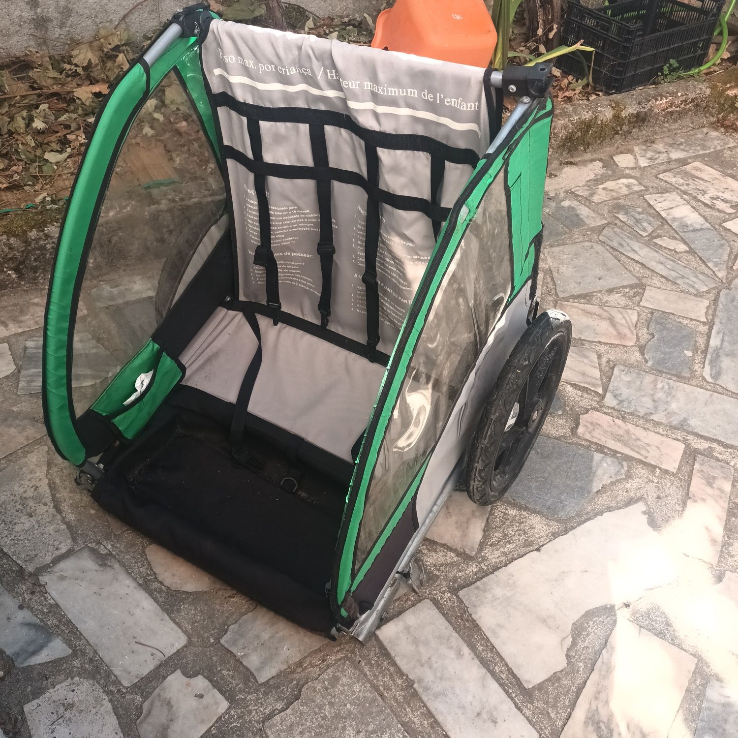 Atrelado para  bicicleta2 crianças max 40 kgs