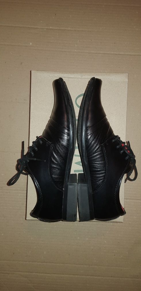 Buty na komunię, wesele itp, eleganckie czarne