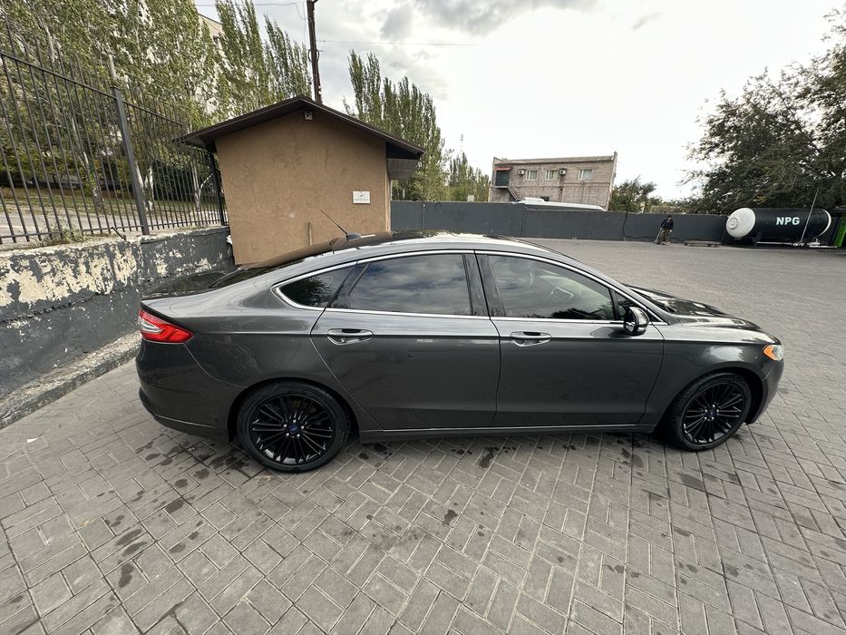 Ford Fusion SE AWD 2015