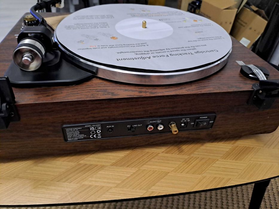 Gramofon w stylu vintage kolor orzechowy nowy Black Week Promocja