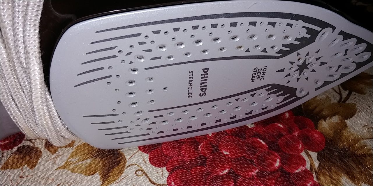 Żelazko PHILIPS AZUR 2600 w 200g/min