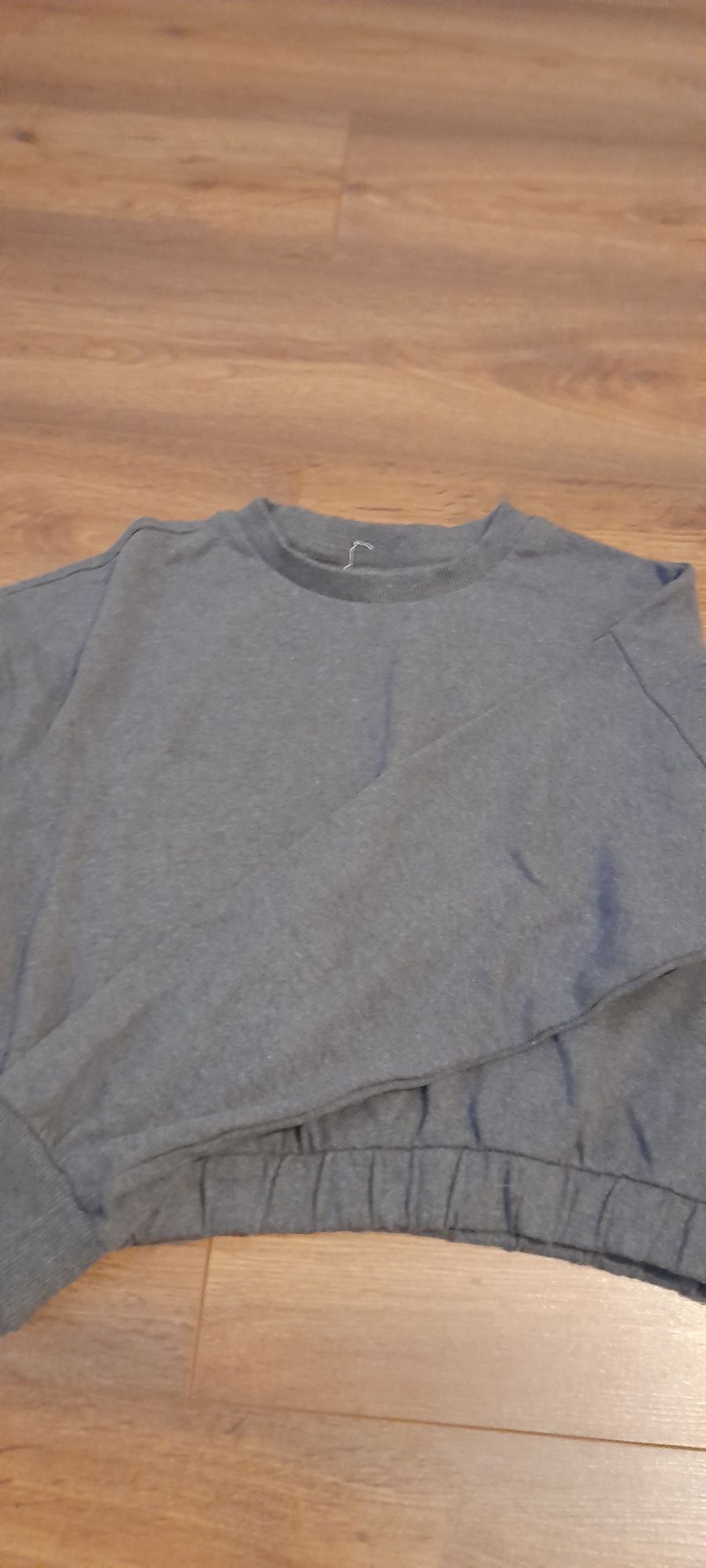 Sprzedam bluzę crop top
