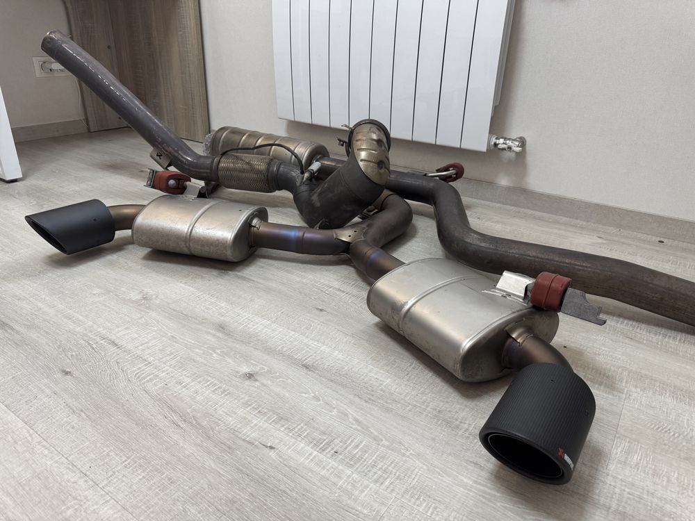 Akrapovic Golf GTI 7, GTI 7,5 S-VW/T/2 Evolution Race Line (Titanium)