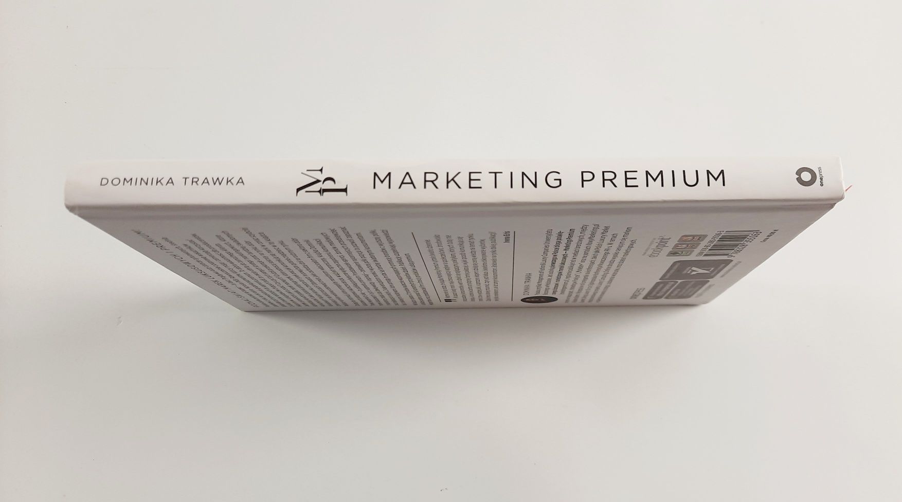 Dominika Trawka- Marketing Premium